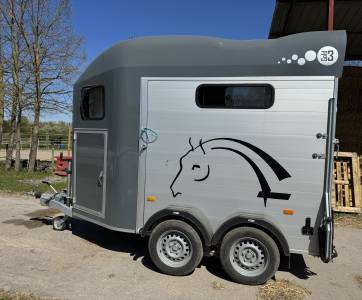 à vendre van cheval liberté gold 3