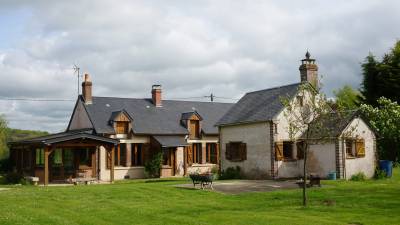 Belle propriété familiale avec dépendances  1,43 ha