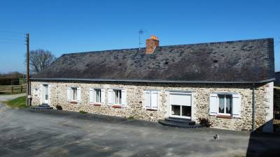 Propriété 26ha + maison + bâtiments agricoles + piste 