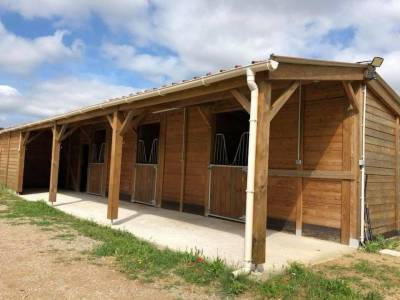 Location écurie 83460 les arcs sur argens