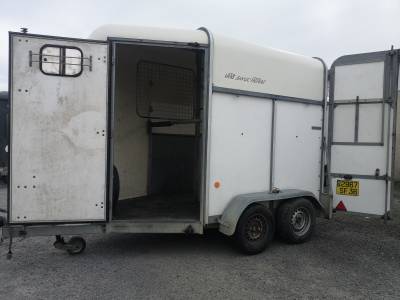 2 vans 2 places