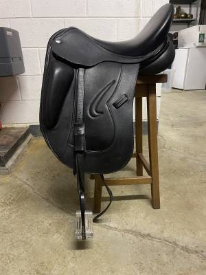 Sella da dressage  adam ellis paisley 17.5