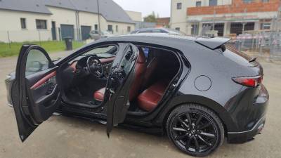 2021 Mazda magnifique voiture d'une valeur a + 43000 