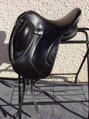 Selle dressage antares tempo 17'5