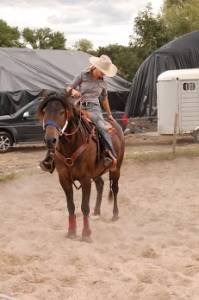 Monitrice d'équitation western , éthologie