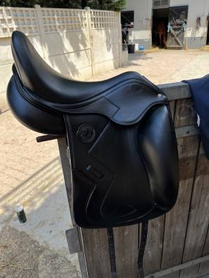 Selle dressage signature antares