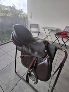 Selle cwd 18 pouces grand quartiers et siège plat