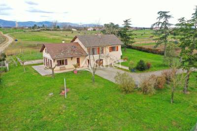 Maison dans espace naturel- chaponost