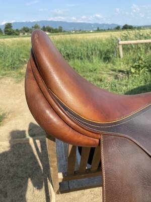 Selle childeric 17 pouces 