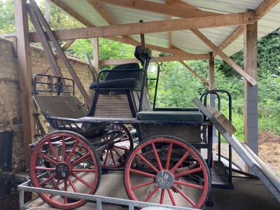 Voiture attelage 4 roues van boxtel