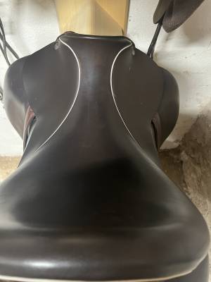 Selle dressage custom saddlery