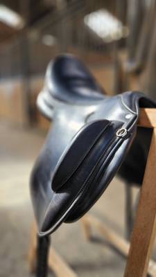 Sella da dressage   16.5
