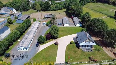 Ecurie 40 boxes 13000m²senonnes 53390