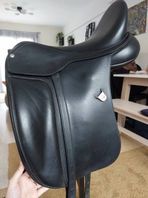 Selle bates innova