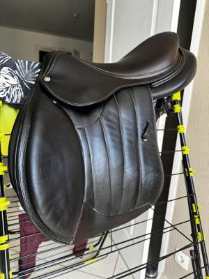 Selle forestier sellier séoul 17’ 