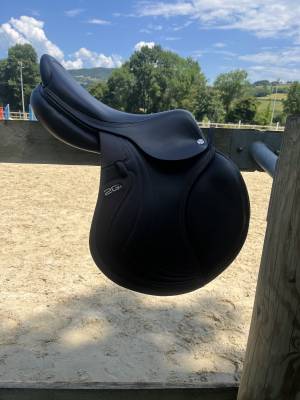 Vends selle cwd mademoiselle 2gs 2023