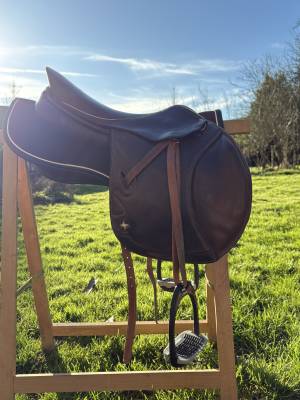 Selle 17 pouces hoffsteiner