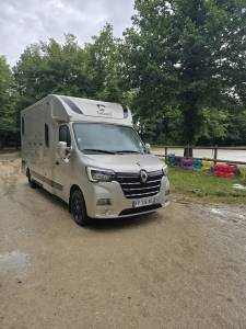 Horsebox HGV Renault Master Grand Confort DCI 165 2020 Used