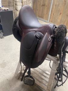 Selle de dressage devoucoux harmonie s