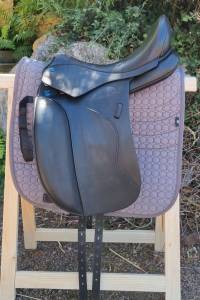 Selle dressage stubben euphoria 17.5