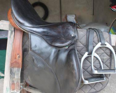 Sella da dressage stubben  17.5