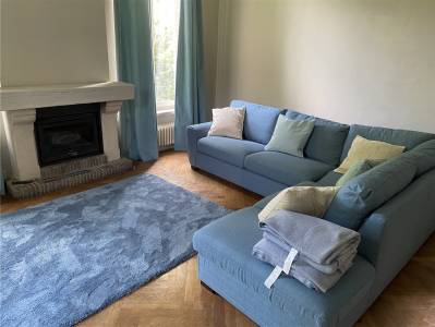Maison avec une partie équestre 