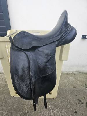 Sella da dressage bates 17.5