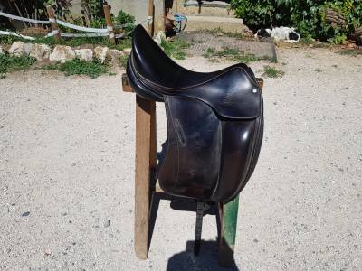 Selle dressage childeric 17'5