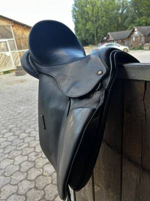 Selle de dressage 17 pouces eric thomas