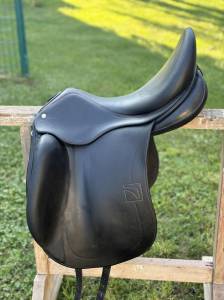 Sella da dressage childeric 17.5