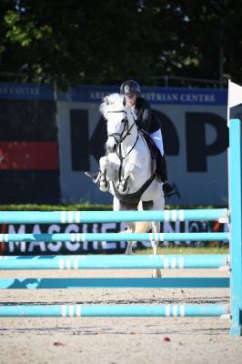 PONY da Salto SUPERCOMPETITIVO con FEI