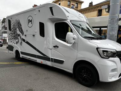Van per Cavalli Theault Switch - Renault Master 165ch 2024 Nuovo