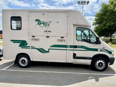 Van per cavalli renault renault master t35 2.8 dti - theault 2001 occasione