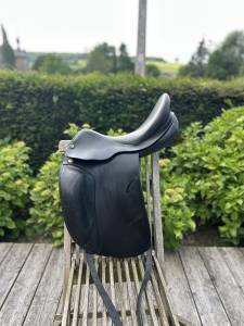 Sella da dressage prestige italia  17