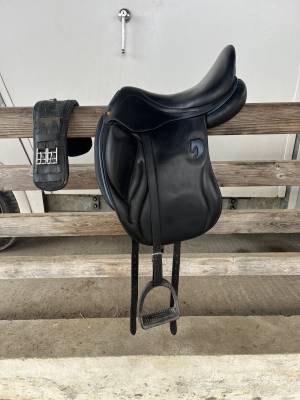 Selle dressage darroze 16,5 2023