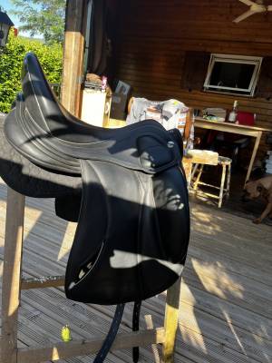 Sella da dressage erreplus connect wr 17