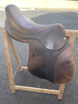 Sella da salto ostacoli antarès  17.5