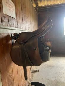 Selle équipe modèle emporio