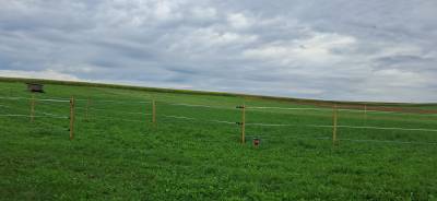 2 boxes à louer dans ferme familiale à senarclens