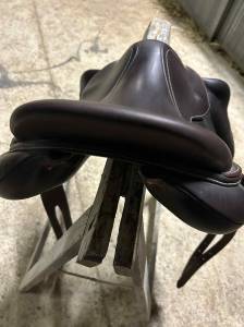 Selle arion 17