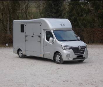 Horsebox HGV Renault E&K 2025 New