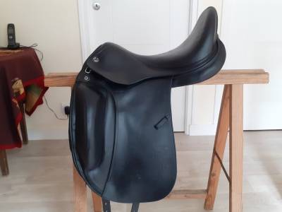 selle dressage prestige superbe occasion