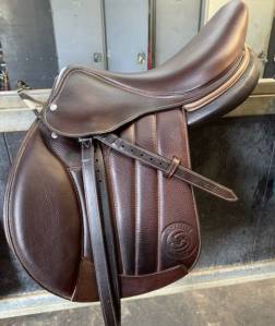 Selle forestier séoul c 17.5 année 11/24