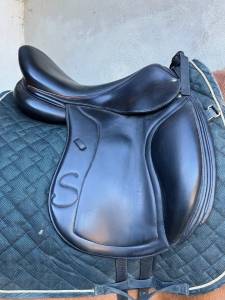 Selle de dressage forestier 