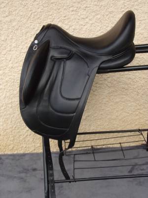 Selle dressage devoucoux harmonie s 17'5