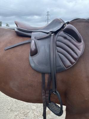 Selle maurel mono quartier 17,5