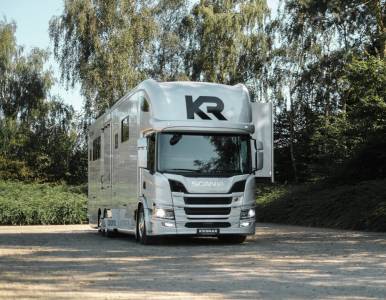 Camión para caballos krismar scania p420 2025 nuevo