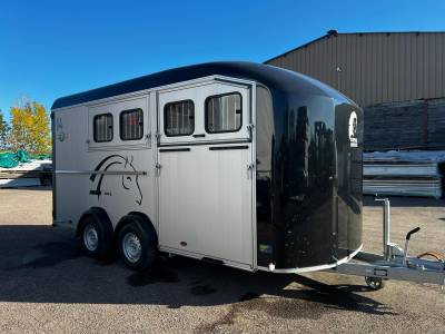 Paardentrailers cheval liberté maxi 4  4 paarden 2025 tweedehands