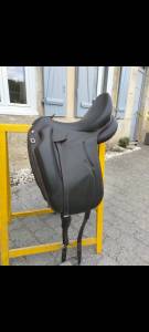 Sella da dressage devoucoux  17.5