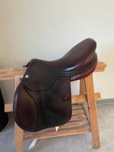 Sella da salto ostacoli cwd  17.5